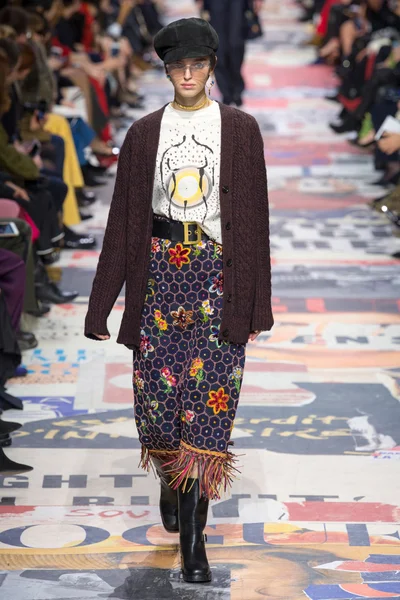 Look 42